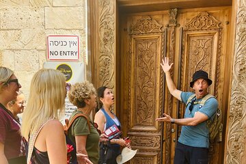 TOUR GUIDE